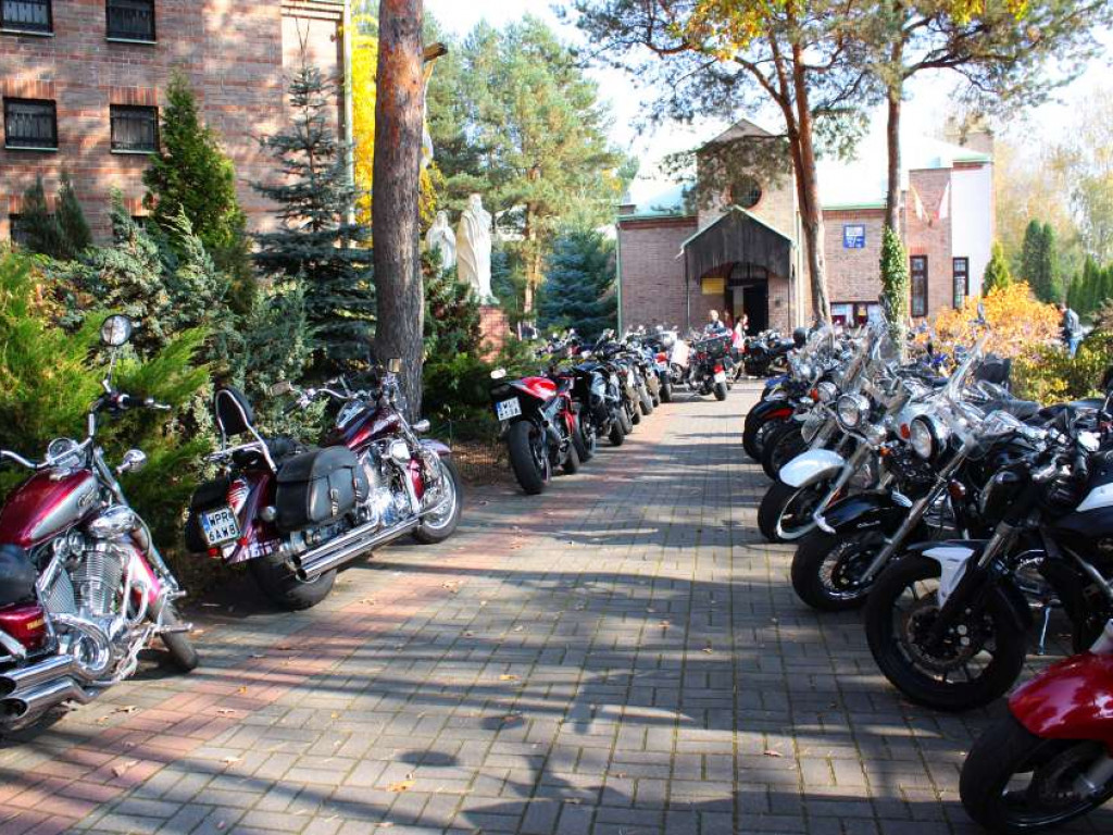 Legionowo: Z Bogiem i na motorze