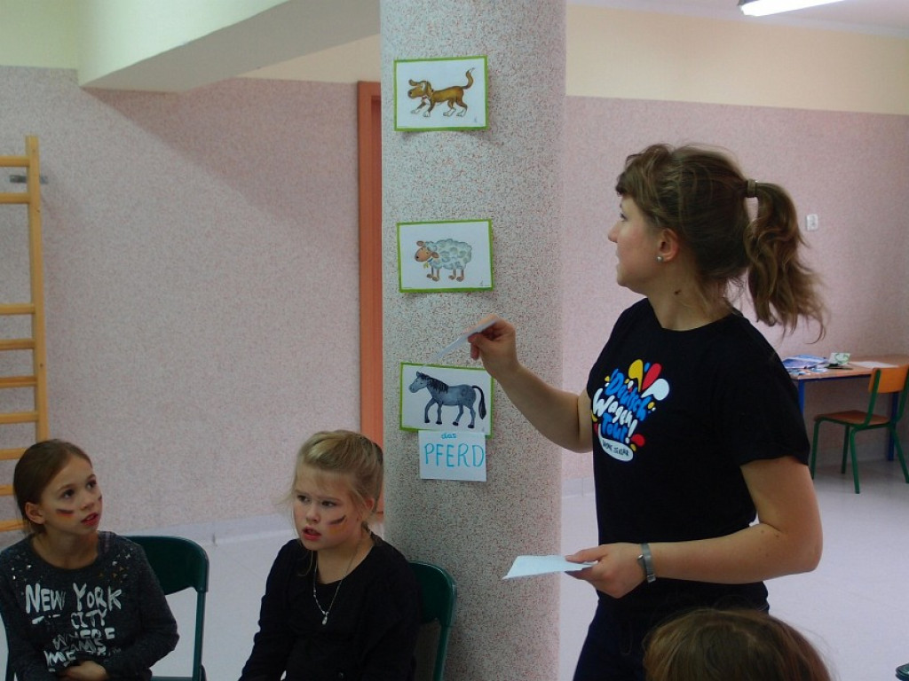Legionowo: Deutsch-Wagen-Tour w Zespole Szkolno-Przedszkolnym nr 2