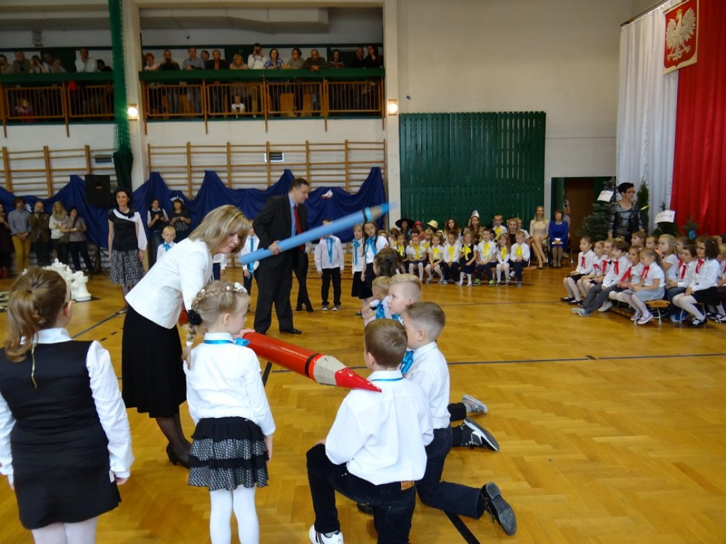 Uroczystość ślubowania klas pierwszych i Święto Patrona Szkoły Podstawowej nr 8