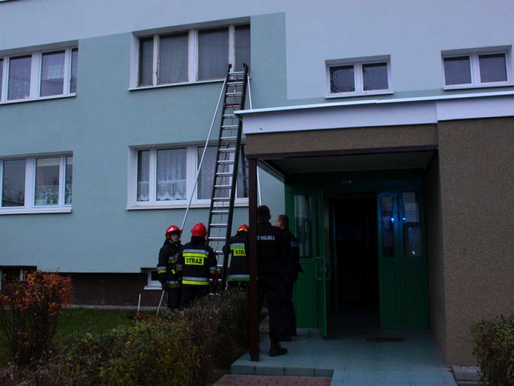 Legionowo: Uwięziona we własnym mieszkaniu