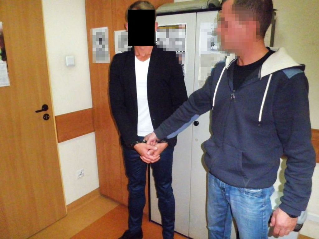 Legionowski: Wpadka włamywaczy. Kradli samochody, pieniądze i biżuterię