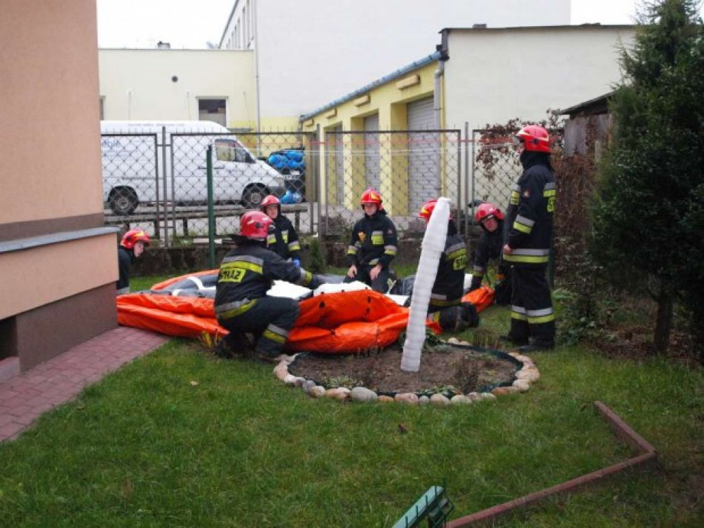 Nowy Dwór Maz.: Chciał skoczyć, bo goniły go duchy