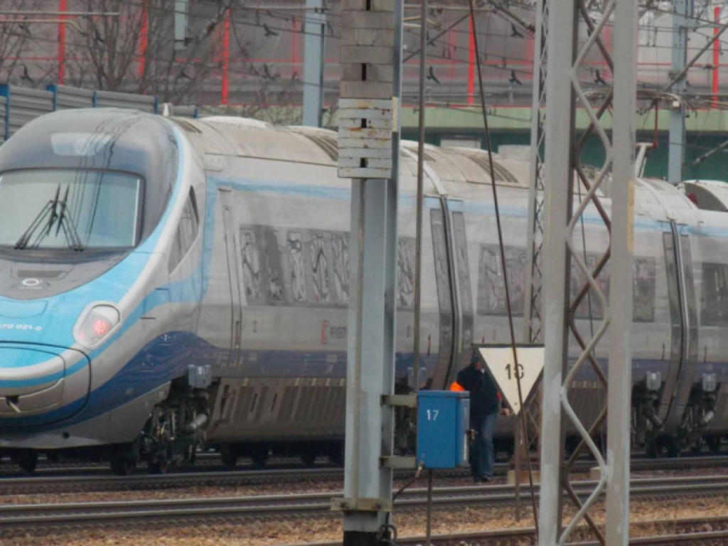14 mln euro mniej na Pendolino. Czy pociągi ruszą?