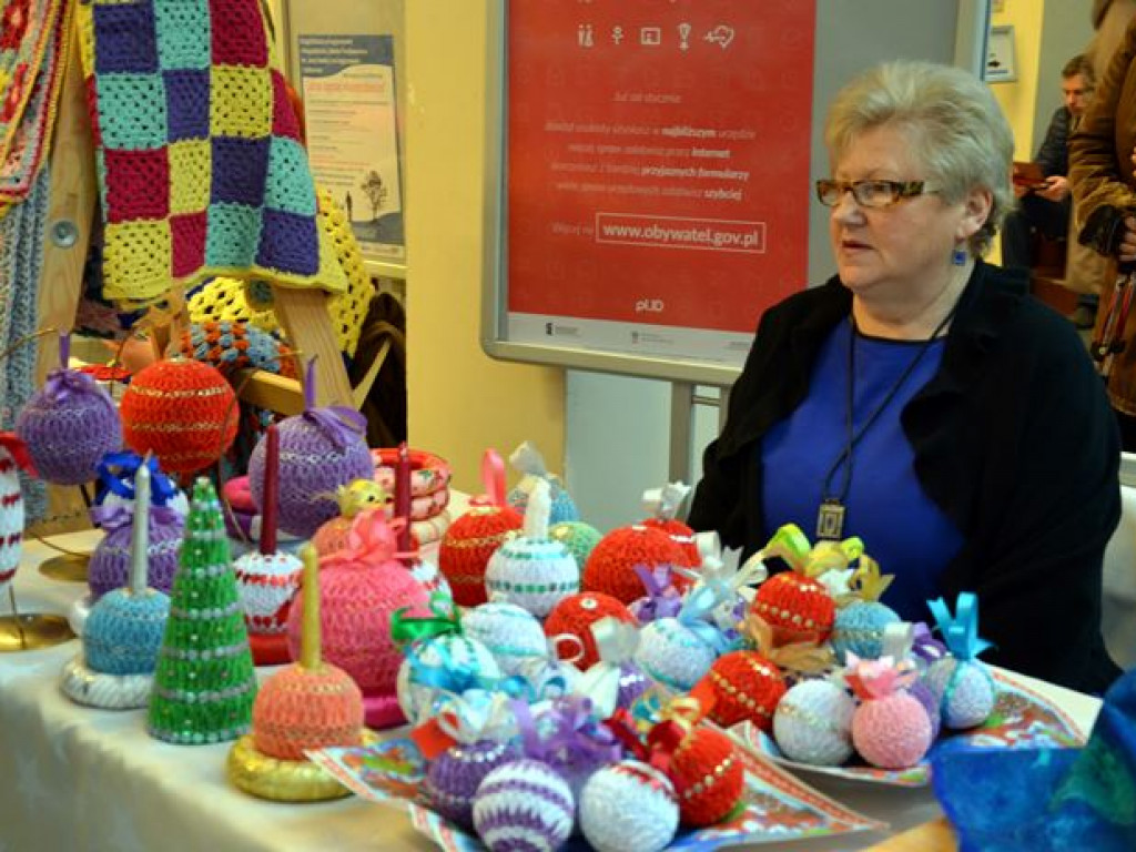 Legionowo: Świąteczny kiermasz w Ratuszu