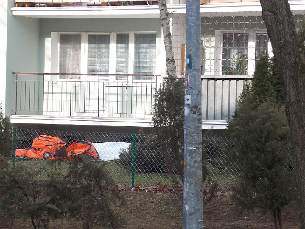 Legionowo: Mężczyzna zabarykadował się w mieszkaniu. Duża akcja policji