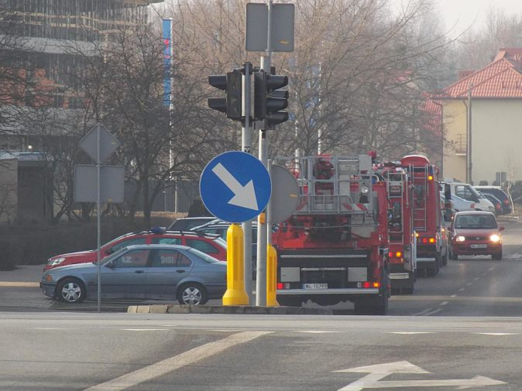 Legionowo: Mężczyzna zabarykadował się w mieszkaniu. Duża akcja policji