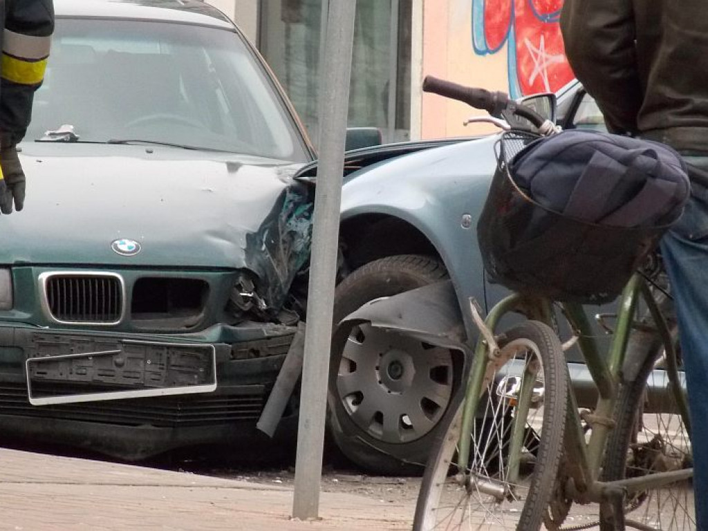 Legionowo: Wypadek na Słowackiego. Jedna osoba w szpitalu