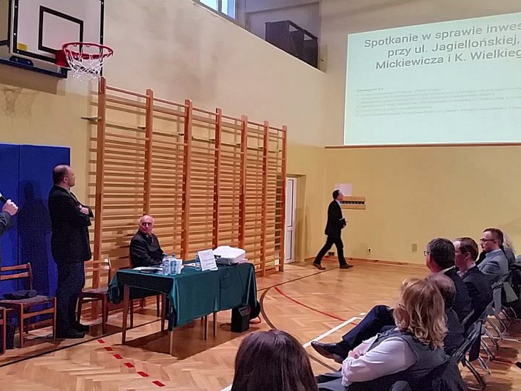 Legionowo: Burzliwe spotkanie z inwestorem 