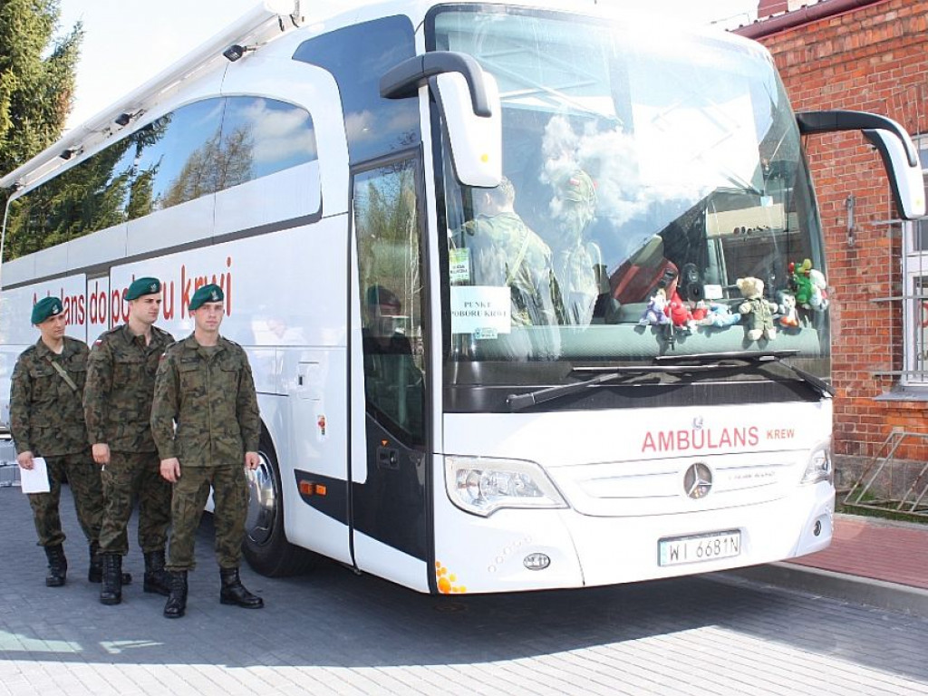 Zegrze: Żołnierze oddali ponad 17 litrów krwi