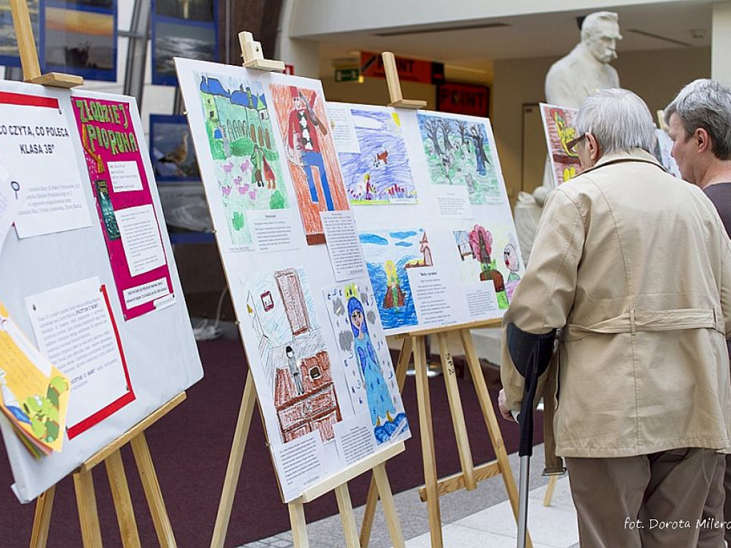 Legionowo: Wymieniali się książkami