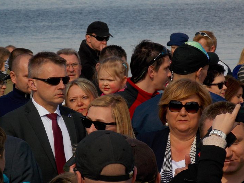 Zegrze Płd: Piknik WOPR - gość specjalny Prezydent Komorowski