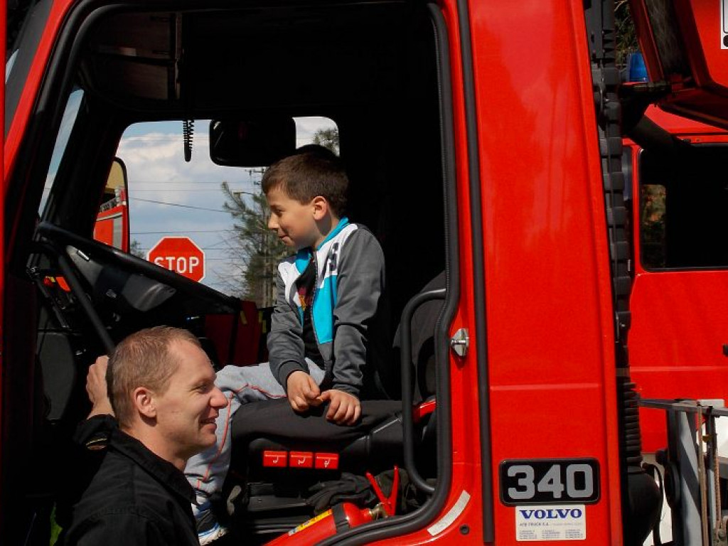 Legionowo: Dzień Otwartych Strażnic najbardziej ucieszył dzieci!