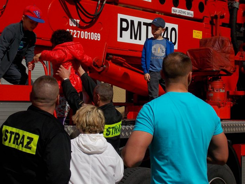 Legionowo: Dzień Otwartych Strażnic najbardziej ucieszył dzieci!