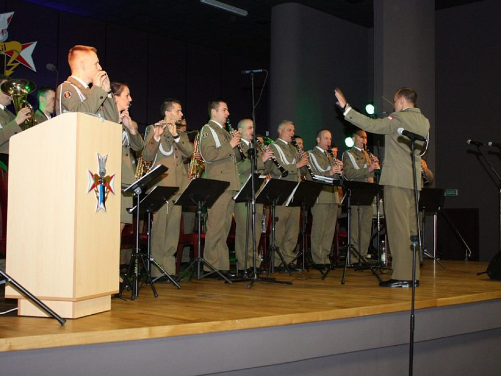 Dzień Flagi RP oraz Narodowe Święto 3-go Maja w zegrzyńskim Centrum