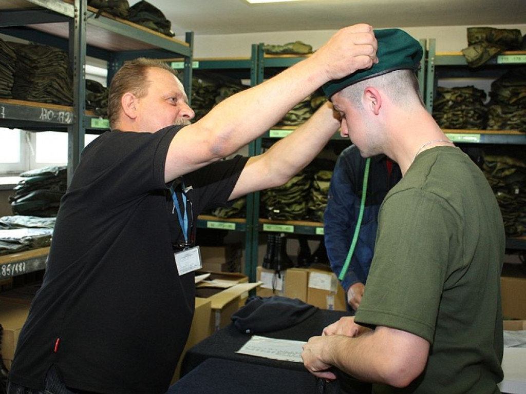 Zegrze: Rekordowa liczba rekrutów w Centrum Szkolenia Łączności i Informatyki