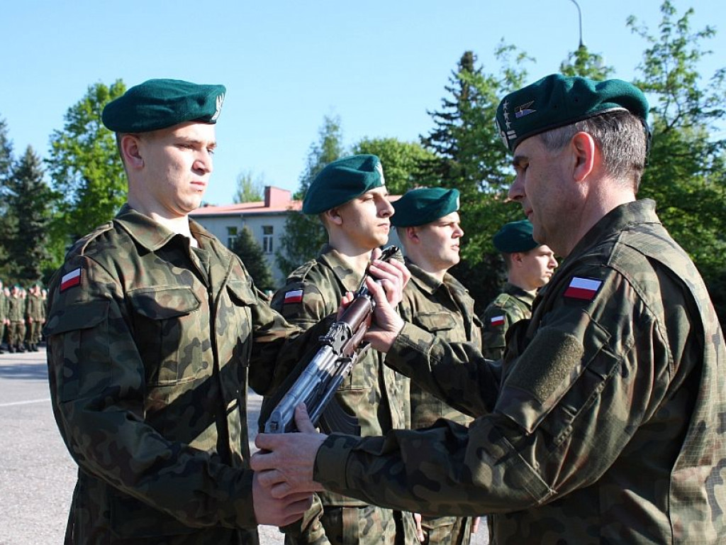 Zegrze: Dzień otwartych koszar w rocznicę zakończenia wojny
