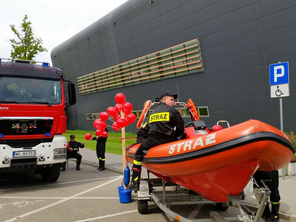 Legionowski: Święto strażaków. Czerwone samochody pod Areną