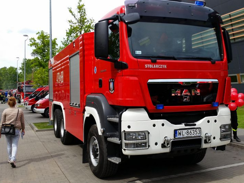 Legionowski: Święto strażaków. Czerwone samochody pod Areną