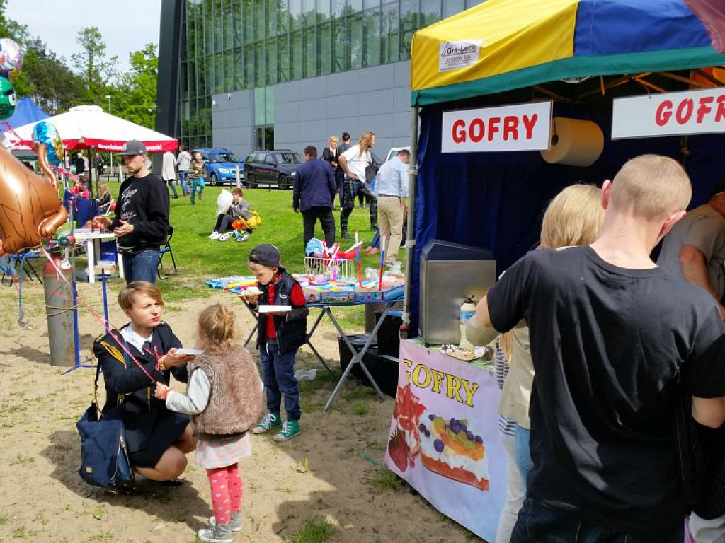 Legionowski: Święto strażaków. Czerwone samochody pod Areną