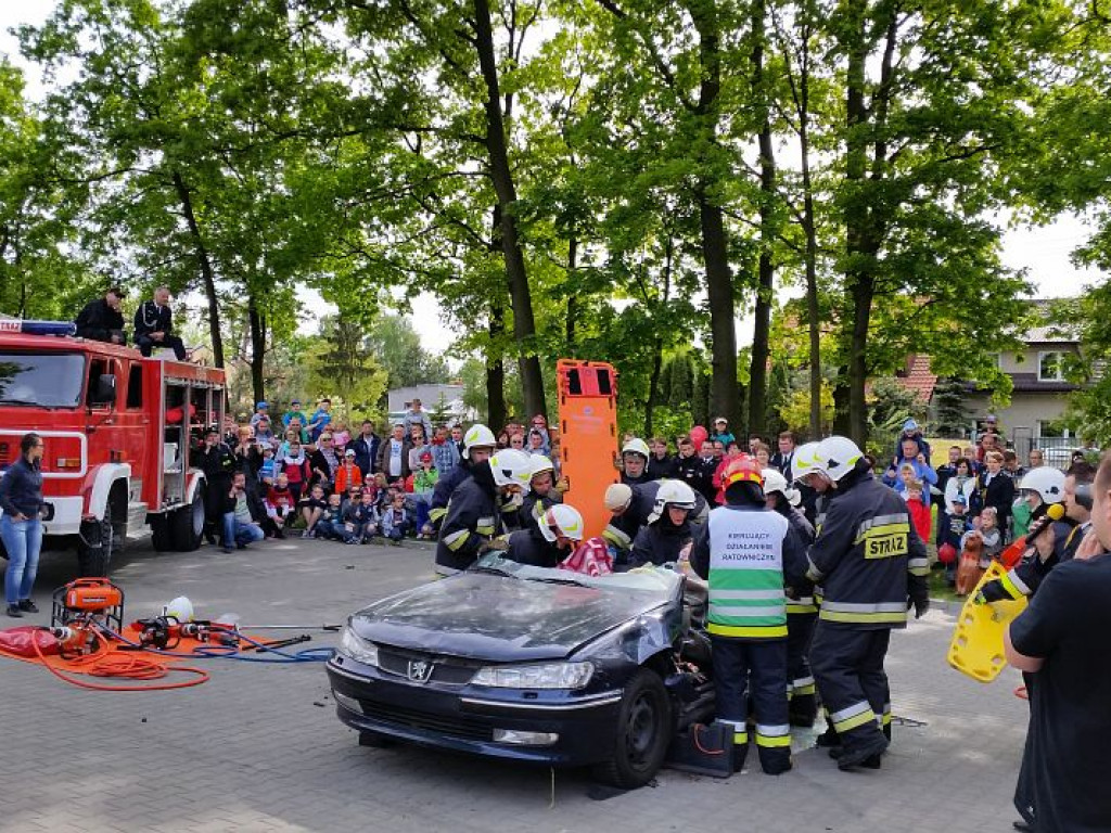 Legionowski: Święto strażaków. Czerwone samochody pod Areną