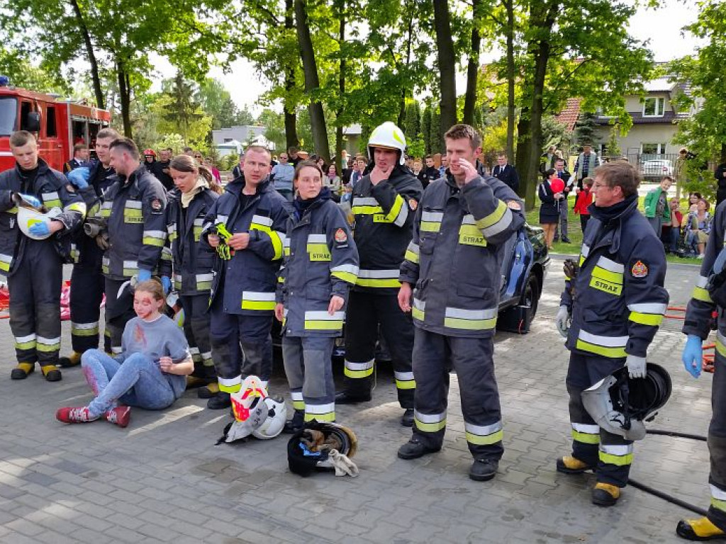 Legionowski: Święto strażaków. Czerwone samochody pod Areną