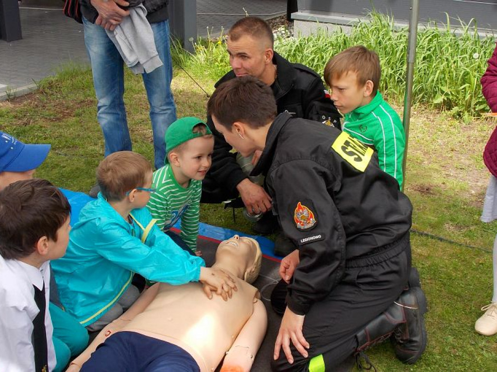 Legionowski: Święto strażaków. Czerwone samochody pod Areną