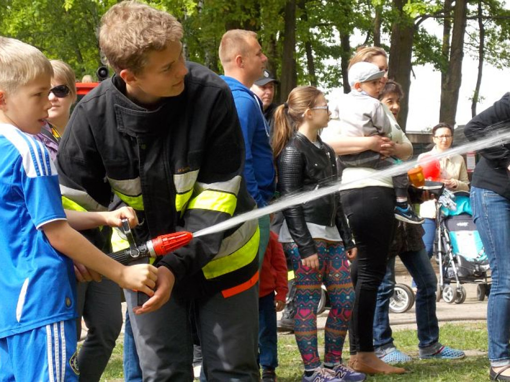 Legionowski: Święto strażaków. Czerwone samochody pod Areną