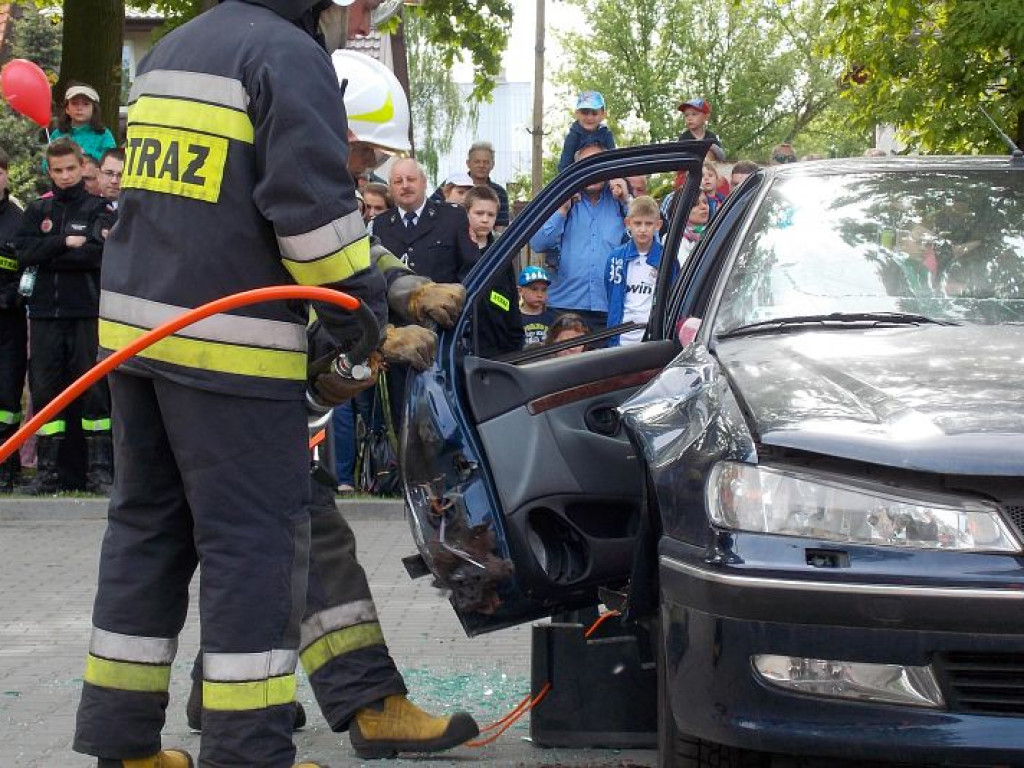 Legionowski: Święto strażaków. Czerwone samochody pod Areną