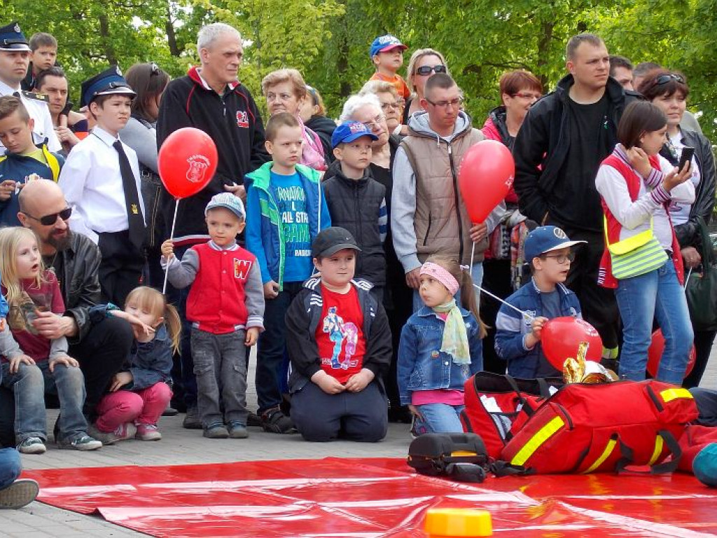 Legionowski: Święto strażaków. Czerwone samochody pod Areną