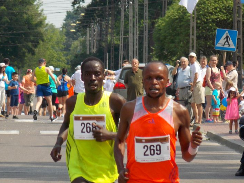 Legionowo: Kenijczyk wygrał Legionowską Dychę (galeria)