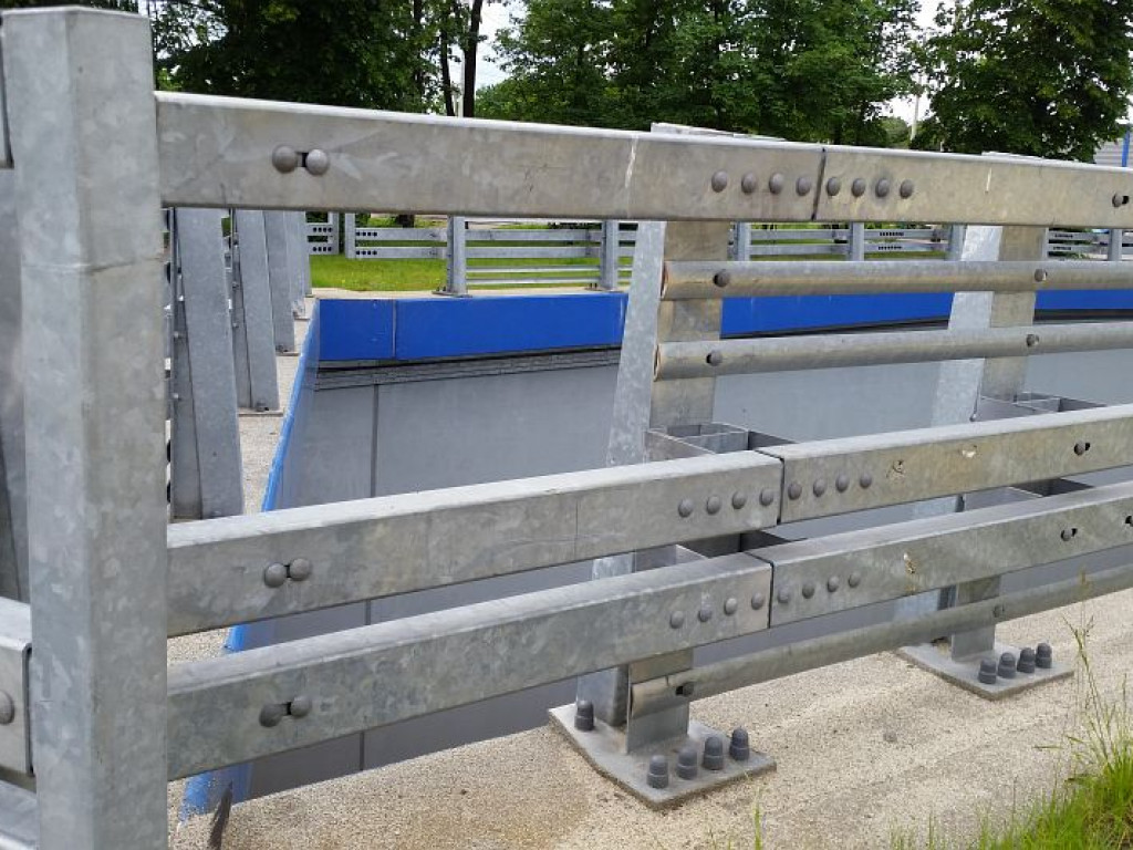 Legionowo: Barierki przy tunelu do poprawki