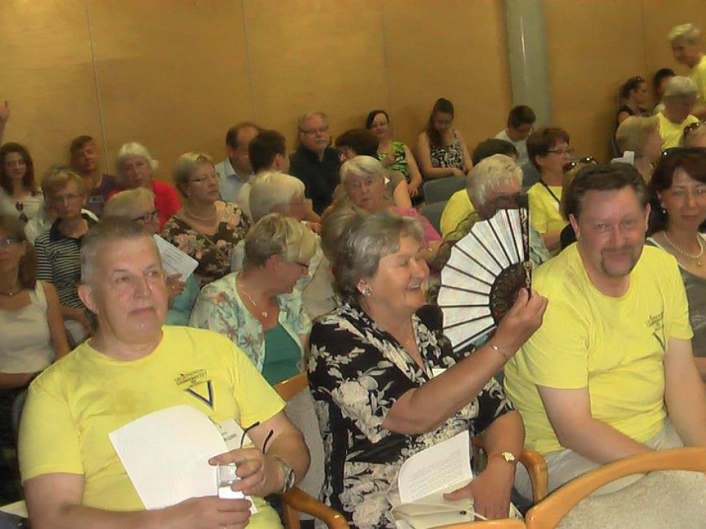 Seniorzy z Uniwersytetu Trzeciego Wieku w niemieckim Lingen