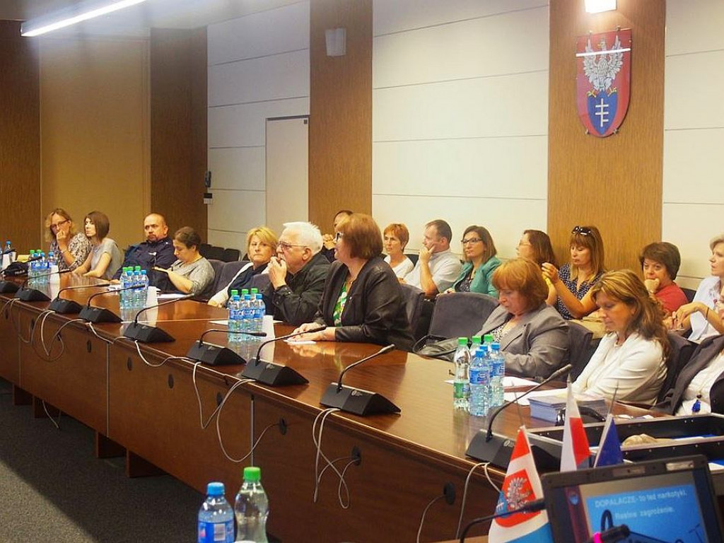 Legionowo: Z dyrektorami szkół o dopalaczach