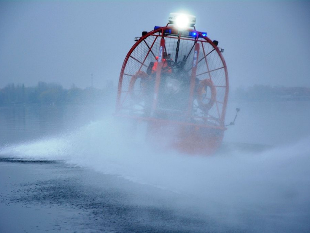 Zegrze: Służby testowały platformę do ewakuacji