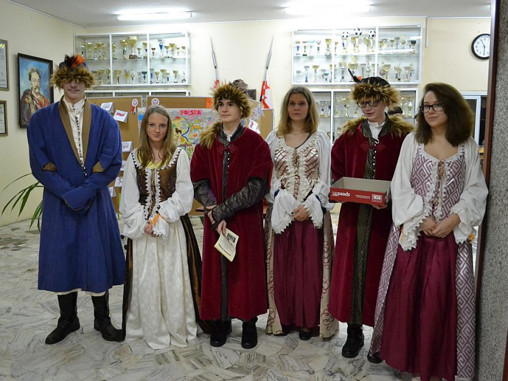 Obrady Komisji Oświaty Rady Miasta Legionowo  w Królewskiej Dwójce