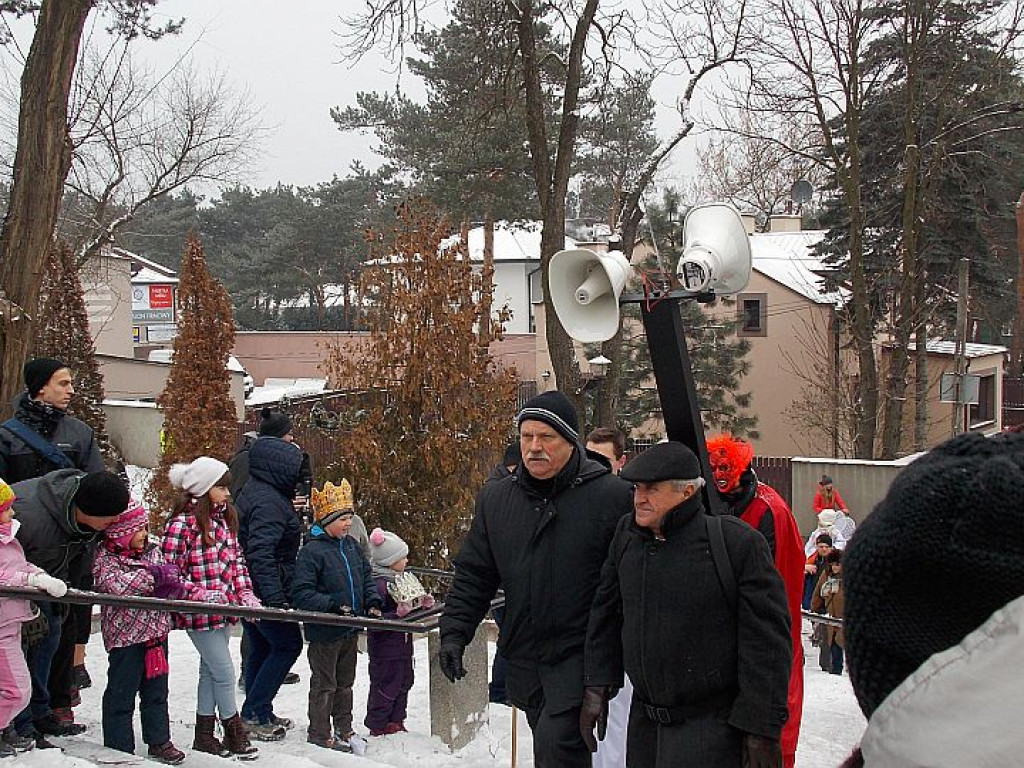 Legionowo, Jabłonna: Ulicami przeszły Orszaki Trzech Króli (wideo)
