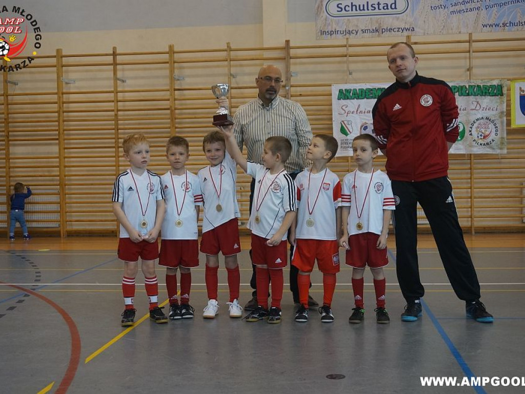 Stanisławów Pierwszy: Sportowe emocje na turnieju AMP GOOL