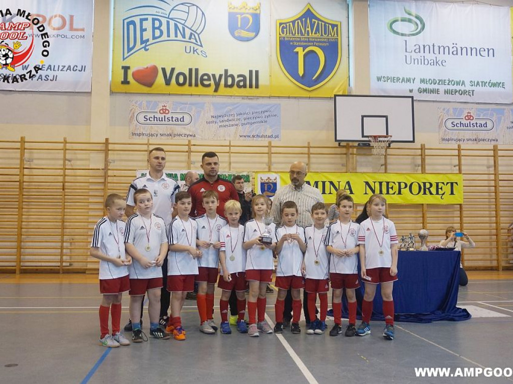 Stanisławów Pierwszy: Sportowe emocje na turnieju AMP GOOL