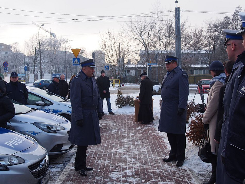 Legionowo: Policjanci dostali dziewięć nowych radiowozów