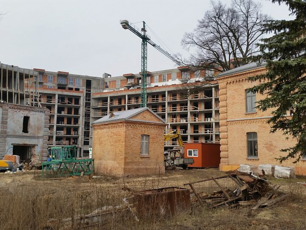 Legionowo: Osiedle przy Strużańskiej będzie gotowe na gwiazdkę