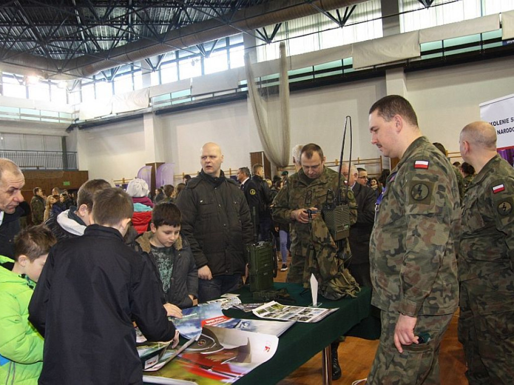 Wyszków: VI Wiosenne Spotkania z Wojskiem (galeria)