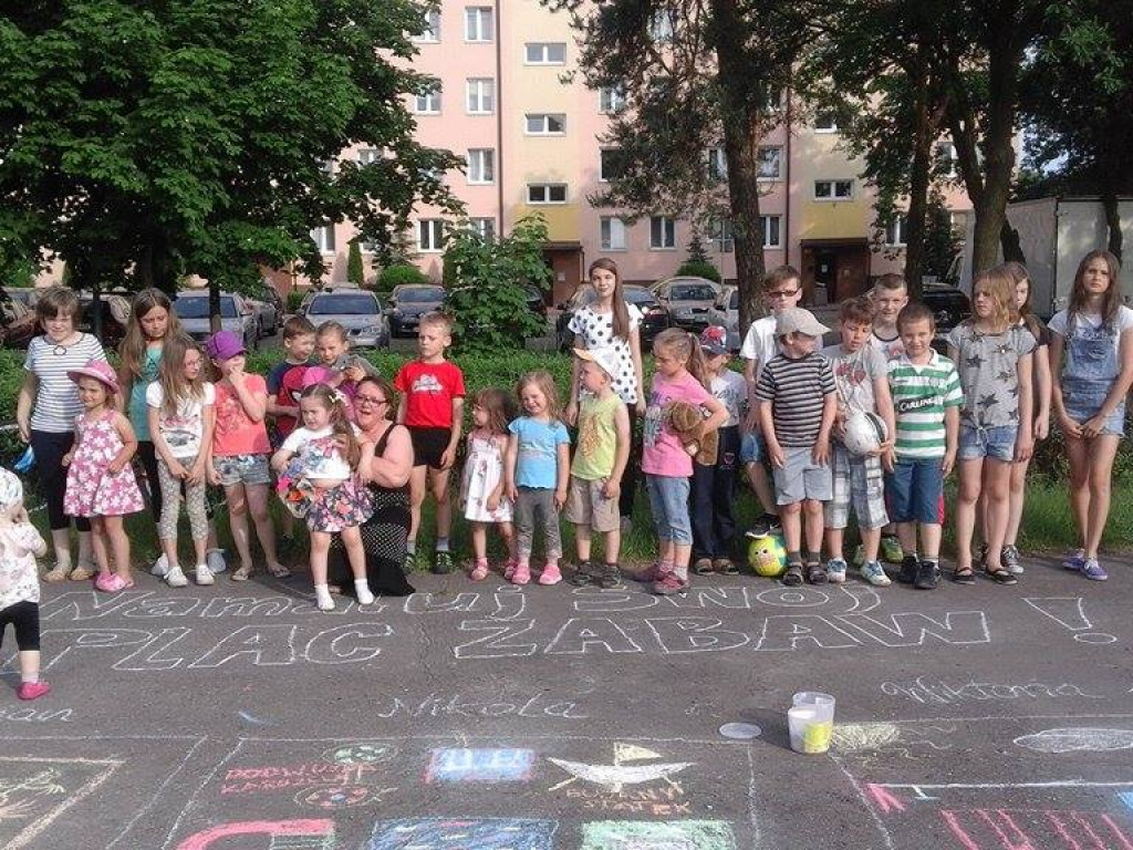 Legionowo: Namaluj swój plac zabaw, czyli protest z uśmiechem na ustach