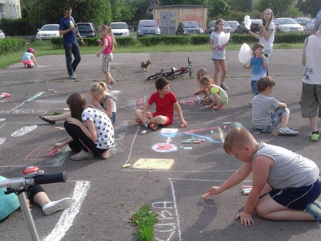 Legionowo: Namaluj swój plac zabaw, czyli protest z uśmiechem na ustach