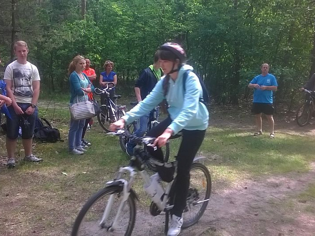 Chotomów: Uczniowie z powiatu wystartowali w wyścigu rowerów górskich