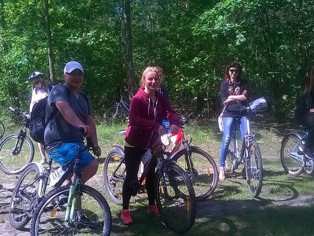 Chotomów: Uczniowie z powiatu wystartowali w wyścigu rowerów górskich
