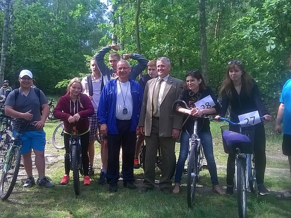Chotomów: Uczniowie z powiatu wystartowali w wyścigu rowerów górskich