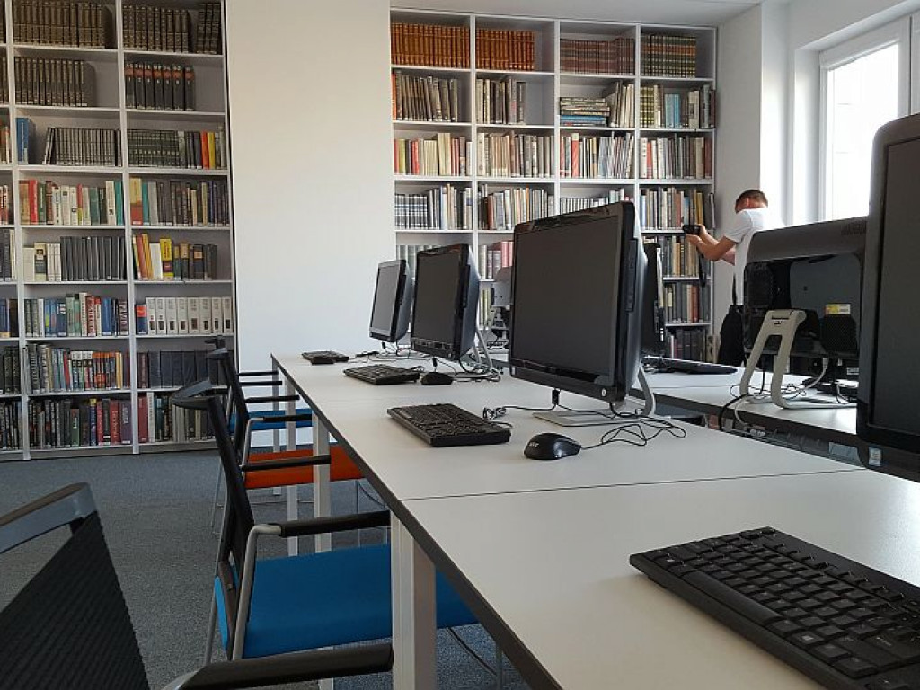 Legionowo: Po wielu latach budowy otworzyli nowy dworzec (galeria)