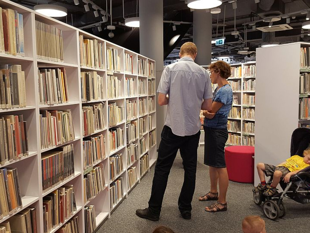 Legionowo: Po wielu latach budowy otworzyli nowy dworzec (galeria)
