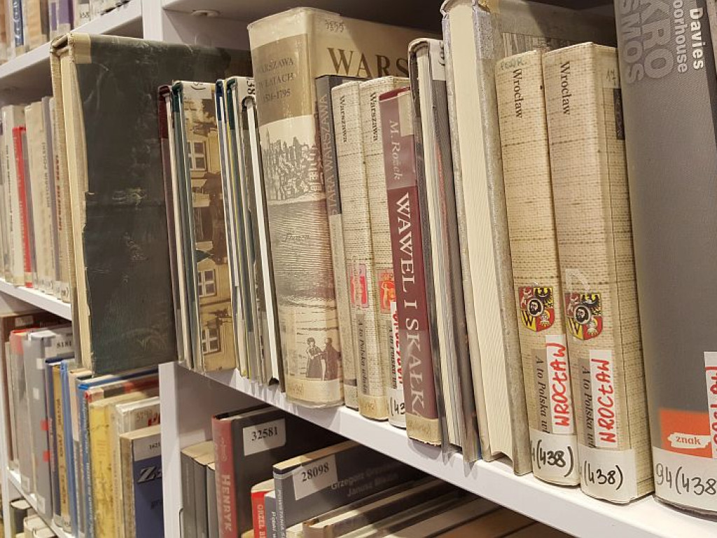 Legionowo: Po wielu latach budowy otworzyli nowy dworzec (galeria)