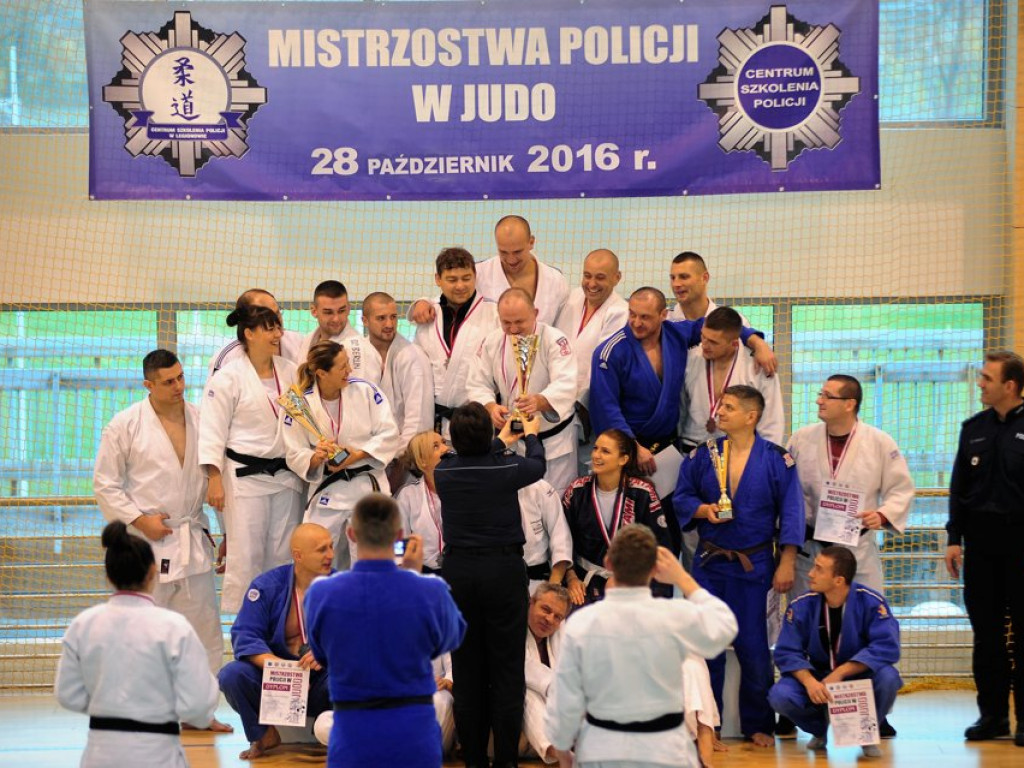 Legionowo: Mistrzostwa Policji na 10-lecie sekcji judo Legionowskiego Towarzystwa Sportowego